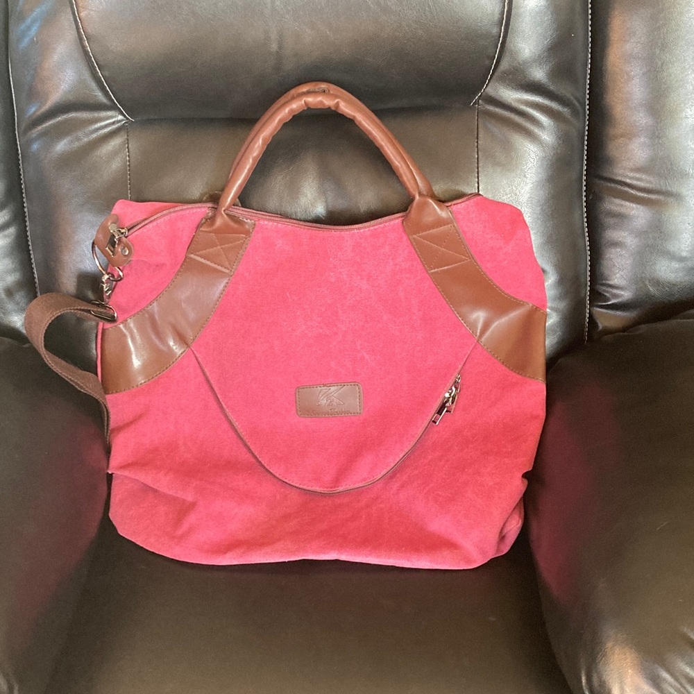 Red Tote with Brown Trim - Classic Everyday Carry